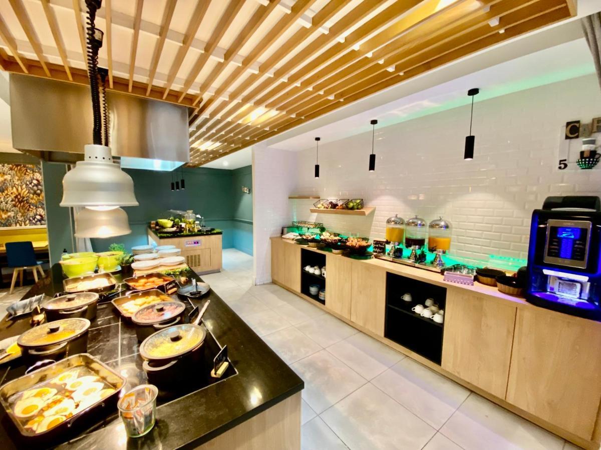 Holiday Inn Calais Coquelles By Ihg Exteriör bild